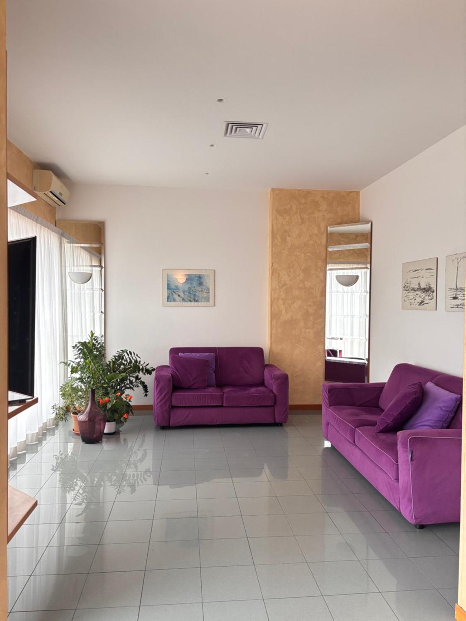Hotel Crocenzi Saint-Marin Extérieur photo