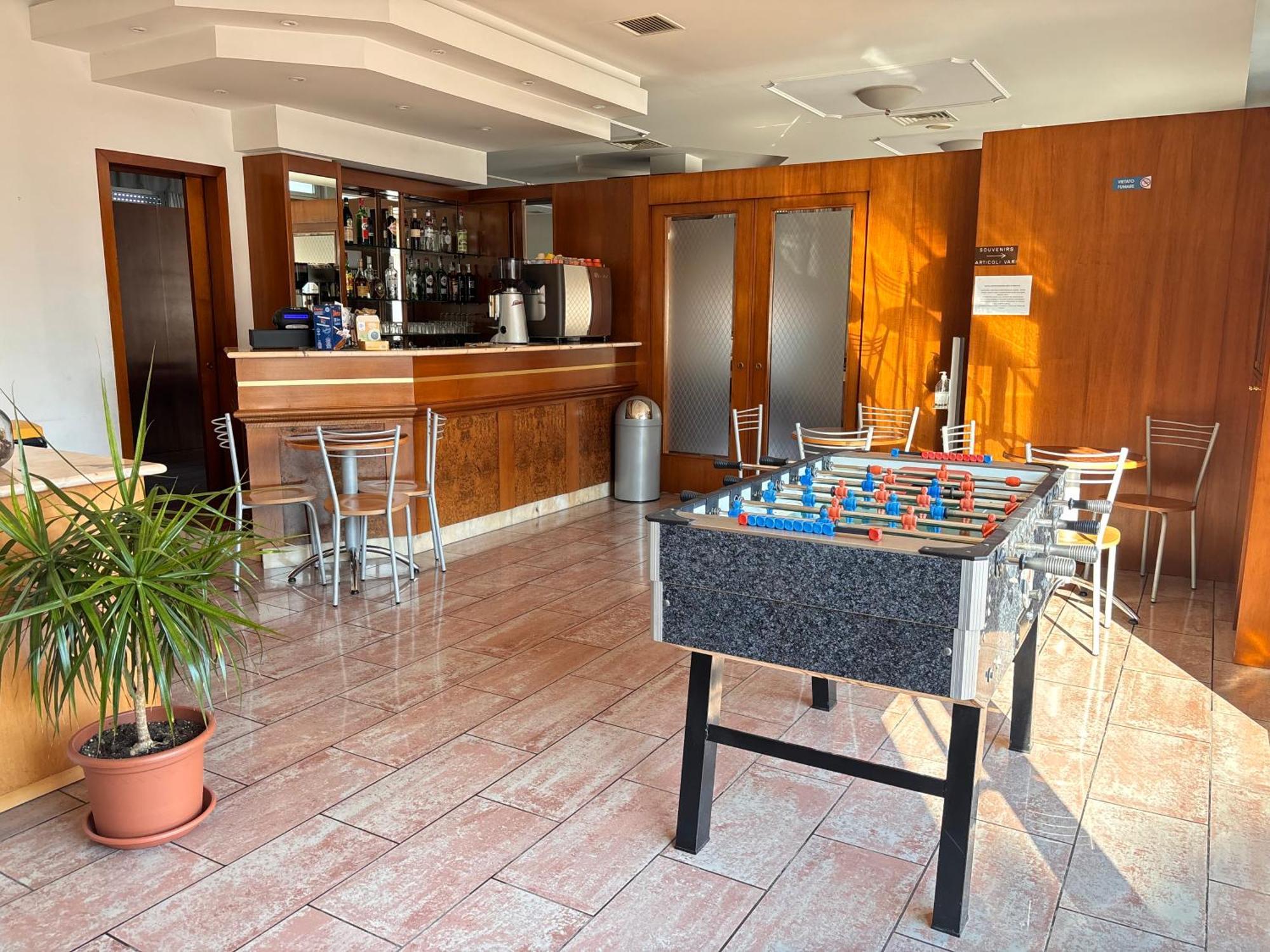 Hotel Crocenzi Saint-Marin Extérieur photo
